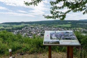 Blick auf Heimersheim beim Ahrtaler Gipfelfest