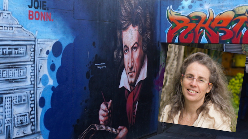 Ein Graffiti von Mozart und ein Bild von Soledad Sichert zum Walk and Talk